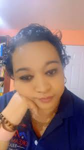 Meanwhile… Somewhere in Trinidad a Tanty trying to call allyuh and you not  answering your phone… 😂😂 Carry a bread home in case is yours…  🥖🍞🥯#caribbean #parents #parentsbelike #children ...