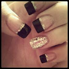 Entre y conozca nuestras increíbles ofertas y promociones. Untitled Manicura De Unas Unas Negras Con Dorado Como Pintar Unas Cortas