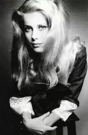 Catherine De Neuve Catherine Deneuve Deneuve Portraits De Celebrites