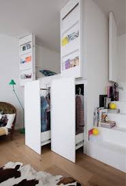 The Small Parisian Apartment Of Two Architects The Small Parisian Apartment Of Two Architects Apartment Arch In 2020 Wohnung Zimmergestaltung Pariser Apartment