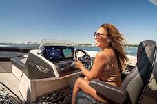 Women on Water: Pontoon Edition