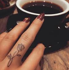 91 Small Meaningful Tattoos For Women Permanent And Temporary Tattoo Designs Finger Tattoo Designs Finger Tattoos Tiny Tattoos