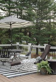 Black And White Deck Decor Simple And Beautiful Black And White Summer Deck Summer Deck Outdoor Decor Backyard Outdoor Deck Decorating