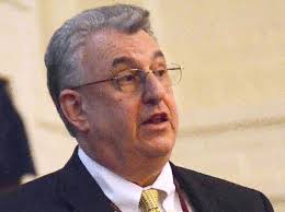 Lewis faces big challenges in Richmond schools