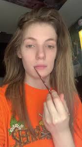 I had to use @jeffreestarcosmetics brushes for this trend. The style of the  wand seemed fitting. #loveyourself #jefreestarcosmetics #killbilltrend  #killbill #sza #makeup #beauty #skincare #hair ...