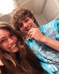 Sarah Alexander(@sarahxalexanderr) • Instagram 사진 및 동영상