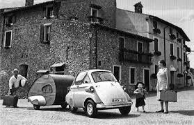 Bmw Isetta Touring Watch The Proportion In Comparsion To The People Isetta Bmw Isetta Classic European Cars