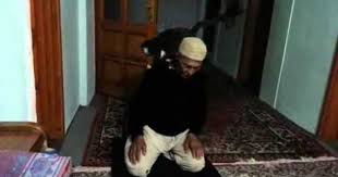 Kedi Dostu Imam Dunya Kamuoyunun Takdirini Topladi Youtube Cats Animals