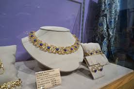 Shopra is a simple way to get all the top deals, coupons and anything related to online shopping from top deals sites. Metropolitan Museum Of Art Gift Shop Come For The Art Stay For The Souvenirs Souvenir Finder