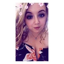 Connie Betts's Instagram, Twitter & Facebook