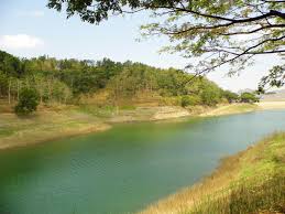 Yang kita perlu sekarang cuma kaki yang akan berjalan lebih jauh dari biasanya, tangan yang akan berbuat lebih banyak dari biasanya. Lokasi Dan Harga Tiket Masuk Ranu Gumbolo Tulungagung Spot Wisata Danau Indah Yang Mempesona Daka Tour