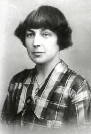 марина цветаева мне нравится что вы больны не мной Marina Tsvetaeva 1924 Izvestnye Poety Istoricheskie Fotografii Literatura