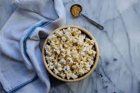 Under intense heat, the moisture popcorn is a type of sweet corn which has a little more moisture than average. How To Make Great Popcorn And Leave No Kernels Behind