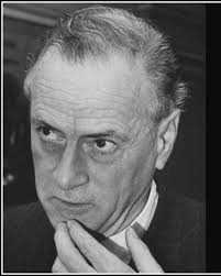 WHY DO WOMEN COMMIT CRIME?