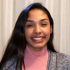 Alice Cabral's Instagram, Twitter & Facebook