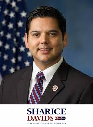 Sharice Davids على X: "ENDORSEMENT: I'm proud to have the support of  @CongressmanRuiz. In 2012, Rep. Ruiz defeated an intrenched R incumbent,  just as we're about to do in #KS03. I appreciate