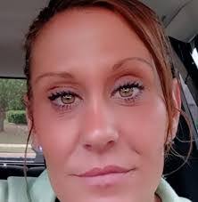 Melanie Covington's Instagram, Twitter & Facebook