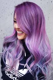 A 50 ans, deux cas de figure s'offrent à vous : Nouvelle Tendance Coiffures Pour Femme 2017 2018 Les Variations De Couleur Des Cheveux Violets Nous Surprennent Par Leur Diversite Et Leur Polyvalence Listspirit Com Leading Inspiration Culture Lifestyle Magazine