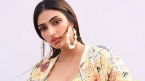 On the occasion of his birthday, like every year, the mubarakan. Athiya Shetty Applies Vitamin E For Glowing Skin Know Its Benefits