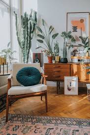 As a bonus, such pieces are easy to move throughout the house as needed (and they also double as footrests!). The Characteristics Of Boho Style That Make It Superior To The Others Roohome
