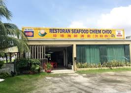 Judging by the crowd it should do well. Terrible Service And Arrogant Captain Never Go There Review Of Restoran Seafood Chiem Choo Klang Malaysia Tripadvisor