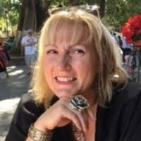 Kristi Carlson's Instagram, Twitter & Facebook