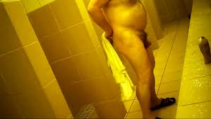 Free Mobile Porn - Naked Men In Public Pool Shower - 4704743 - IcePorn.com