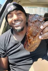 WWE superstar Drew McIntyre had just tweeted a photo of Sami Zayn as an  Uber Eats driver 🤔