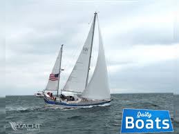 Amphitrite 43 est un modèle de bateau du constructeur wauquiez, dans la catégorie cruisers. Buy Wauquiez Amphitrite 43 Wauquiez Amphitrite 43 For Sale