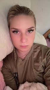 Maureen Bartley's Instagram, Twitter & Facebook