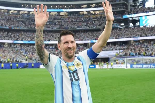 Ingressos para a despedida de Lionel Messi na sele&ccedil;&atilde;o ultrapassam R$1.600