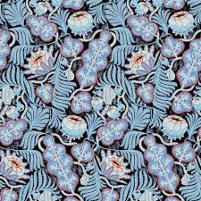 Floral garland of white and blue blossoms. Wallpaper Iceflower With Images Floral Wallpaper Vintage Floral Wallpapers Pattern Wallpaper