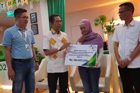 Yang bertandatangan di bawah ini : Femi Terharu Terima Santunan Rp 182 Juta Bpjs Ketenagakerjaan Halaman All Kompas Com