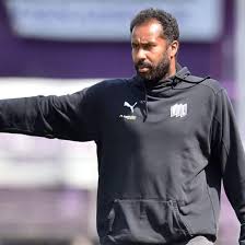 Der notorisch chaotische traditionsklub entlässt nach einer negativserie trainer daniel thioune. Ablose Fur Vfl Zweijahresvertrag Perfekt Hsv Bestatigt Die Verpflichtung Von Daniel Thioune Als Neuen Trainer Shz De