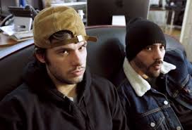 Les premières images complètements folles du clip une connexion attendue. Comment Passer Pour Des Branleurs Orelsan Et Gringe En Casseurs Flowters