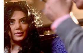 أطلت الفنانة حورية فرغلي ضيفة على برنامج التاسعة الذي يعرض على شاشة القناة الأولى المصرية، ويقدمه الإعلامي يوسف الحسيني، حيث كان هذا اللقاء أول ظهور إعلامي للفنانة بعد أربع عمليات جراحية لمعالجة أنفها. ØµÙˆØ± Ø­ÙˆØ±ÙŠÙ‡ ÙØ±ØºÙ„Ù‰ Ø§Ø®Ø± ØµÙˆØ± Ù„Ù„ÙÙ†Ø§Ù†Ø© Ø­ÙˆØ±ÙŠØ© ÙØ±ØºÙ„ÙŠ Ø§Ù„Ø­Ø¨ÙŠØ¨ Ù„Ù„Ø­Ø¨ÙŠØ¨