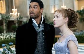 Phoebe dynevor wasn't completely honest about her horseback riding skills while auditioning for netflix's regency drama bridgerton, on which she stars as daphne bridgerton. Bridgerton Phoebe Dynevor Fast Forwarded Sex Scenes With Her Family Insider