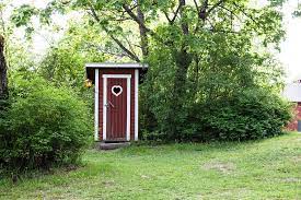 19 Practical Outhouse Plans For Your Off Grid Homestead