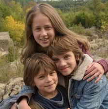 Le téléfilm est à voir en replay. Apres Moi Le Bonheur Tf1 Qui Sont Les Enfants Du Telefilm