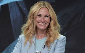 You know, i'm happy and i have fun at home, so it would take a lot for someone to say: Julia Roberts 51 Forever Young 15 Stars Who Never Seem To Age Purple Clover