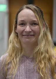 Alicia Iverson's Instagram, Twitter & Facebook