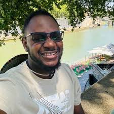 Femi David (@femi.david1)