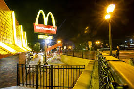 This estimate is based upon 7 mcdonald's real estate manager salary report (s) provided by employees or estimated based upon statistical methods. Dinkytown Mcdonald S Closes After 57 Years Of Business The Minnesota Daily