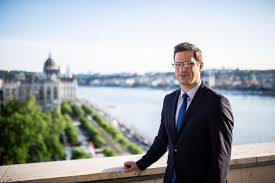 Gergely gulyás (born 21 september 1981) is a hungarian jurist, politician, the current minister of the prime minister's office since 2018. Gulyas Gergely Majus Vegeig Tarthat A Kulonleges Jogrend Kpe Hu