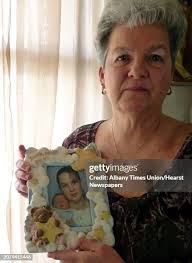 137 Wendy Committed With Stock Photos, High-Res Pictures, and Images