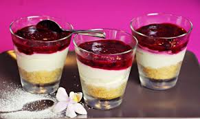 Desert U Casi Gotov Za 5 Minuta Za Mene Jedno Novo Otkrice Torte I Kolacici Cake Baking Recipes Cheesecake Desserts