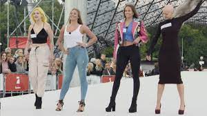 She also serves as the lead judge and executive producer of the show. Gntm 2020 Diese Kandidatinnen Konnten Spannend Sein Stern De