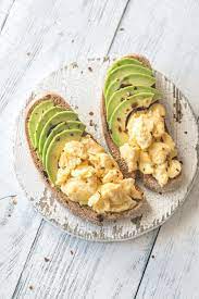 Sandwiches With Avocado And Scramble Healthy Breakfast Recipes Heart Healthy Dinners Food Photography