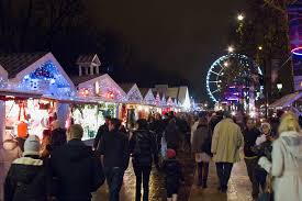 «le rouge enflammera l'avenue» en dépit du covid. Marches De Noel Christmas Markets Les Photos De Suzanne Pierre