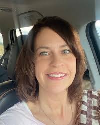 Natalie Ruth's Instagram, Twitter & Facebook